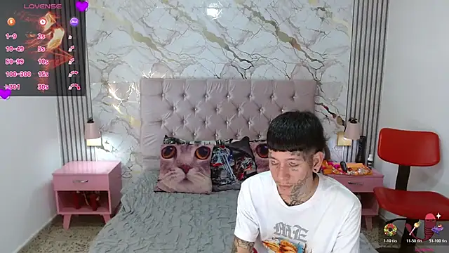 AshlieeGreenn online show from 04-08-26, 07:37