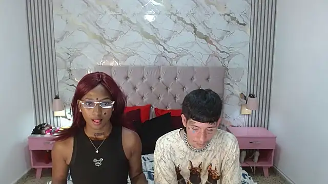 AshlieeGreenn online show from 04-28-26, 07:40