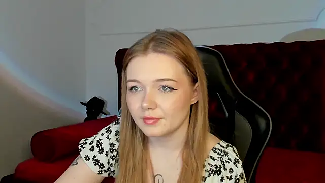 Snapshot of ElinaVale chatting on 05-04-26, 05:16 ElinaVale online show from 05-04-26, 05:16
