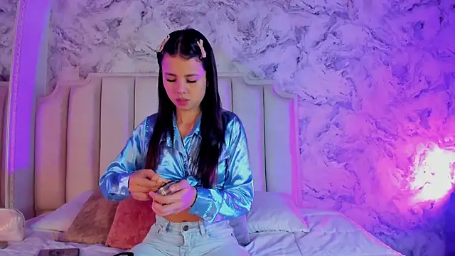 Tamara Ferrer online show from 04-07-26, 11:23