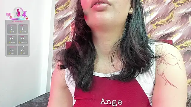 Ameliiiee online show from 04-07-26, 07:26