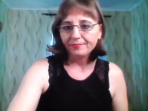 Alisaprice077 online show from 04-21-26, 07:48