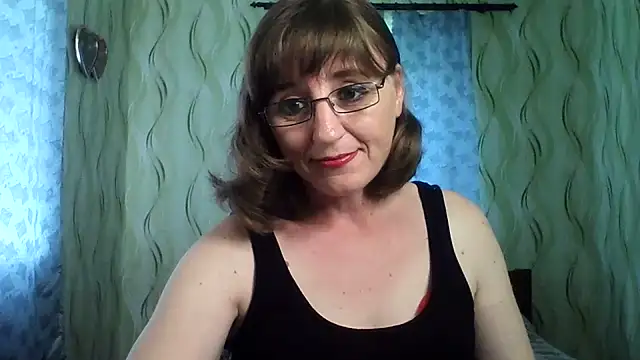 Alisaprice077 online show from 06-12-26, 10:02