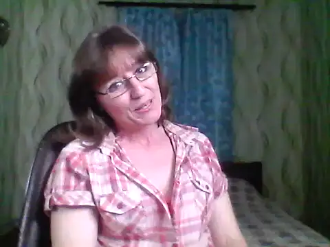 Alisaprice077 online show from 04-06-26, 09:05
