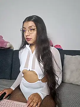 Snapshot of Aby_Moreau chatting on 05-08-26, 12:25 Aby Moreau online show from 05-08-26, 12:25