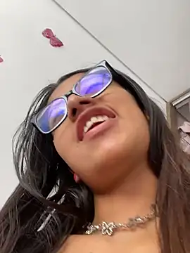 chanell pinkk online show from 03-28-26, 03:02