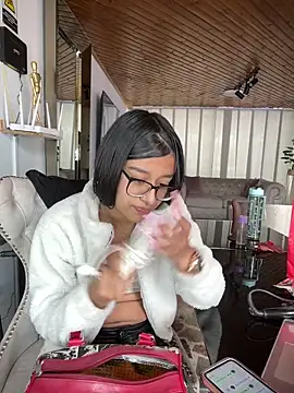 chanell pinkk online show from 03-20-26, 01:23