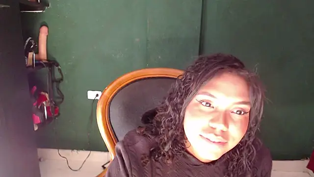 AntonelaVargas online show from 03-27-26, 12:08