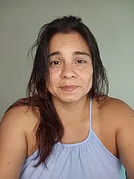 Snapshot of BettyBoo_w chatting on 05-22-26, 03:10 BettyBoo w online show from 05-22-26, 03:10