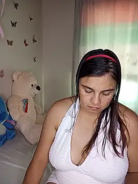 Snapshot of BettyBoo_w chatting on 06-14-26, 05:14 BettyBoo w online show from 06-14-26, 05:14