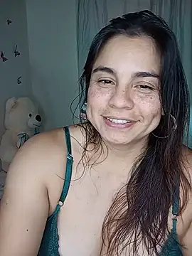Snapshot of BettyBoo_w chatting on 06-24-26, 11:02 BettyBoo w online show from 06-24-26, 11:02