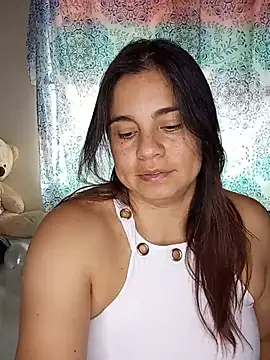 Snapshot of BettyBoo_w chatting on 07-04-26, 07:18 BettyBoo w online show from 07-04-26, 07:18
