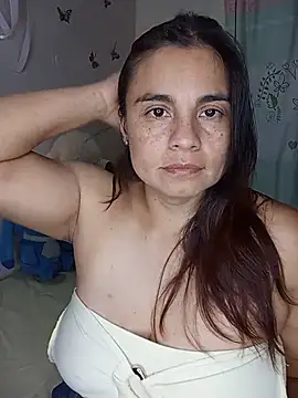 Snapshot of BettyBoo_w chatting on 07-24-26, 12:17 BettyBoo w online show from 07-24-26, 12:17