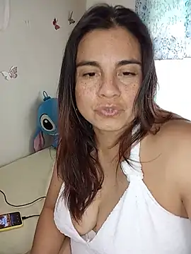 Snapshot of BettyBoo_w chatting on 07-24-26, 06:48 BettyBoo w online show from 07-24-26, 06:48