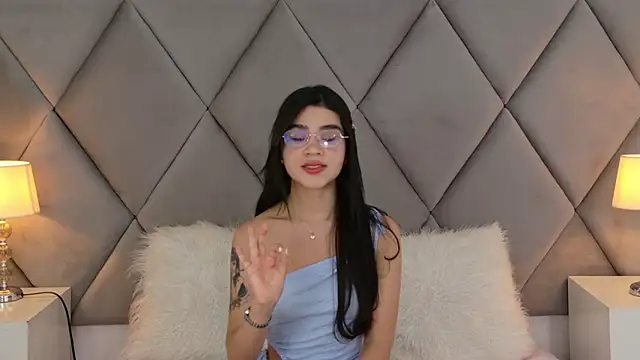 OliviaDiaz online show from 05-07-26, 08:12