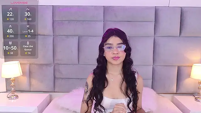 OliviaDiaz online show from 03-23-26, 07:03