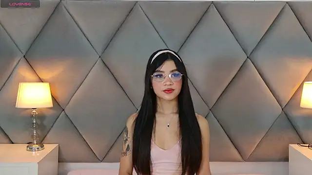 OliviaDiaz online show from 07-04-26, 08:02