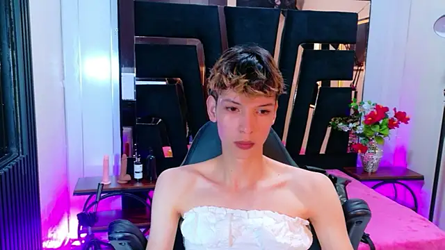 Stefany PiInk online show from 03-31-26, 12:18