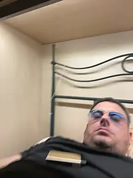 tonyboys19418 online show from 04-08-26, 10:00