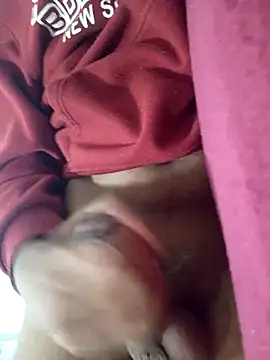 Snapshot of Palgr0sso chatting on 04-15-26, 08:42 Palgr0sso online show from 04-15-26, 08:42