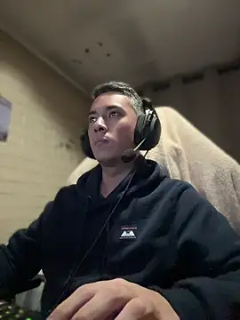 Cr1sXPorn online show from 04-19-26, 01:50