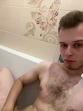 Snapshot of slavic_man chatting on 08-05-26, 12:43 slavic man online show from 08-05-26, 12:43