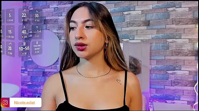 Snapshot of cloe_1tay chatting on 05-15-26, 03:26 cloe 1tay online show from 05-15-26, 03:26