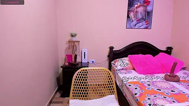 sara florez12 online show from 04-22-26, 11:17