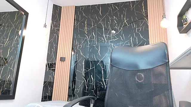 Snapshot of ValeriHot_1 chatting on 06-03-26, 02:34 ValeriHot 1 online show from 06-03-26, 02:34