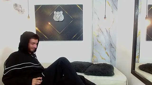 KingOfTemptation online show from 04-22-26, 03:35