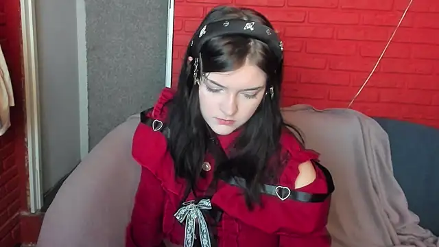 EsterTwilight online show from 04-10-26, 03:52