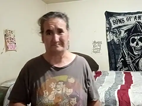 Snapshot of Bigmammahere chatting on 07-18-26, 06:49 Bigmammahere online show from 07-18-26, 06:49