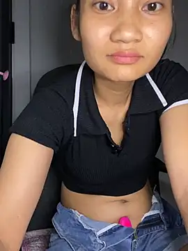 -Lilyn- online show from 04-02-26, 06:14