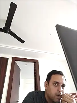 rockym1995 online show from 03-10-26, 03:32