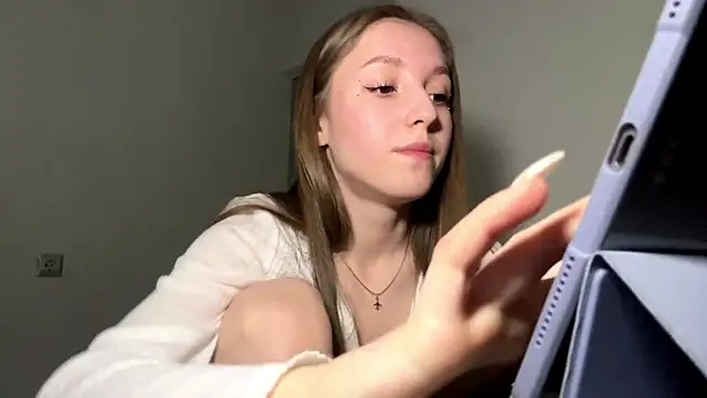 Sweet Pussy Girl online show from 03-12-26, 12:42