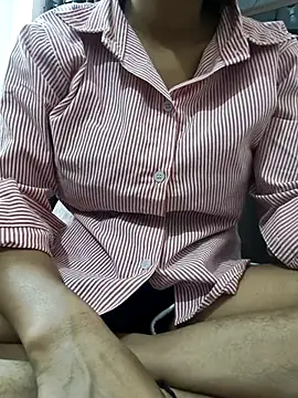 nidhii nude online show from 04-13-26, 05:39