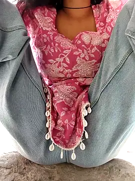 nidhii nude online show from 04-10-26, 03:46