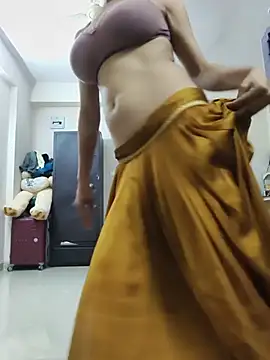 Snapshot of nidhii_nude chatting on 07-03-26, 10:16 nidhii nude online show from 07-03-26, 10:16