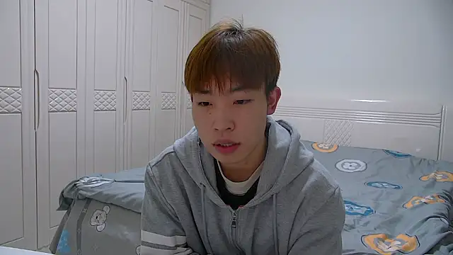 Snapshot of Similu-001 chatting on 03-07-26, 01:16 Similu-001 online show from 03-07-26, 01:16