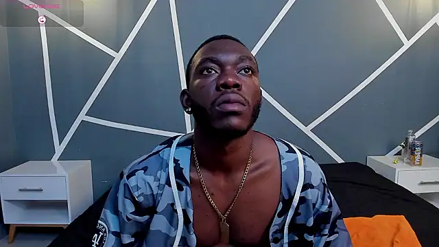 Oliver Laurent  online show from 03-11-26, 11:43