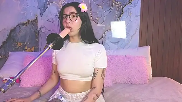 Snapshot of abbycandhy chatting on 06-19-26, 02:23 abbycandhy online show from 06-19-26, 02:23