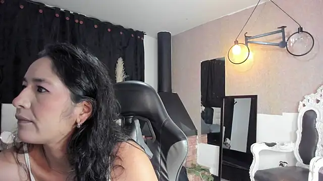 Vicky Angeel online show from 07-03-26, 03:57