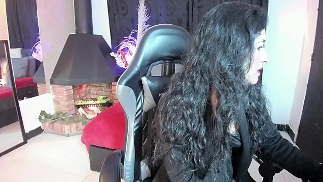 Vicky Angeel online show from 05-31-26, 01:00
