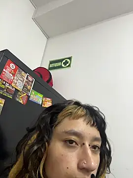 Snapshot of baby_akuma chatting on 06-16-26, 03:50 baby akuma online show from 06-16-26, 03:50