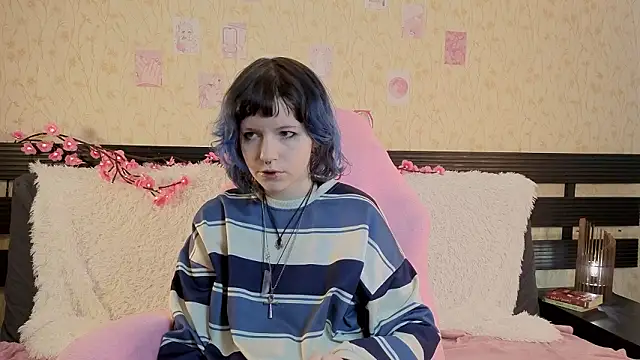 Silver mew online show from 03-10-26, 08:51