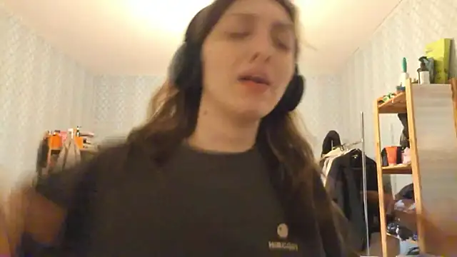 CindyLight online show from 03-18-26, 06:20