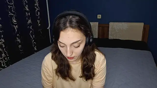 CindyLight online show from 05-02-26, 04:12