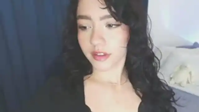 Katiieee online show from 06-24-26, 03:38