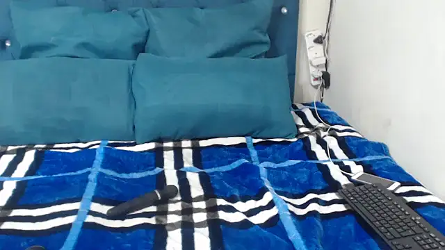 CuteBubbles13th online show from 04-02-26, 09:54