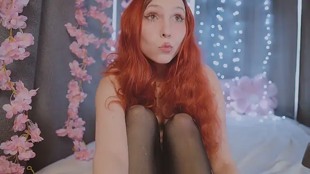 Snapshot of x__sexykitten666__x chatting on 05-13-26, 04:14 x sexykitten666 x online show from 05-13-26, 04:14